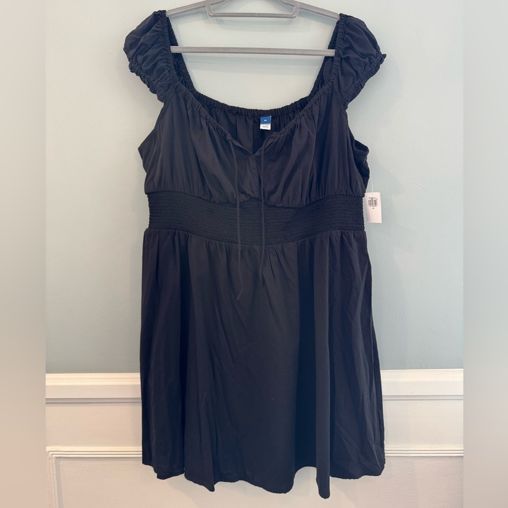 Old Navy Black Peasant Sleeve Dress